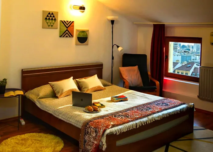 Tailor House - Old Town Penthouse Bucarest